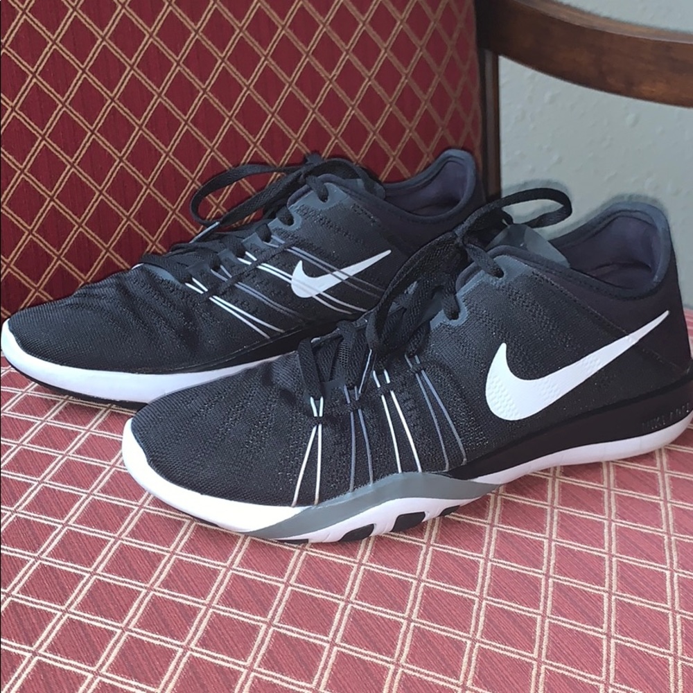 Women’s Nike Running Shoe